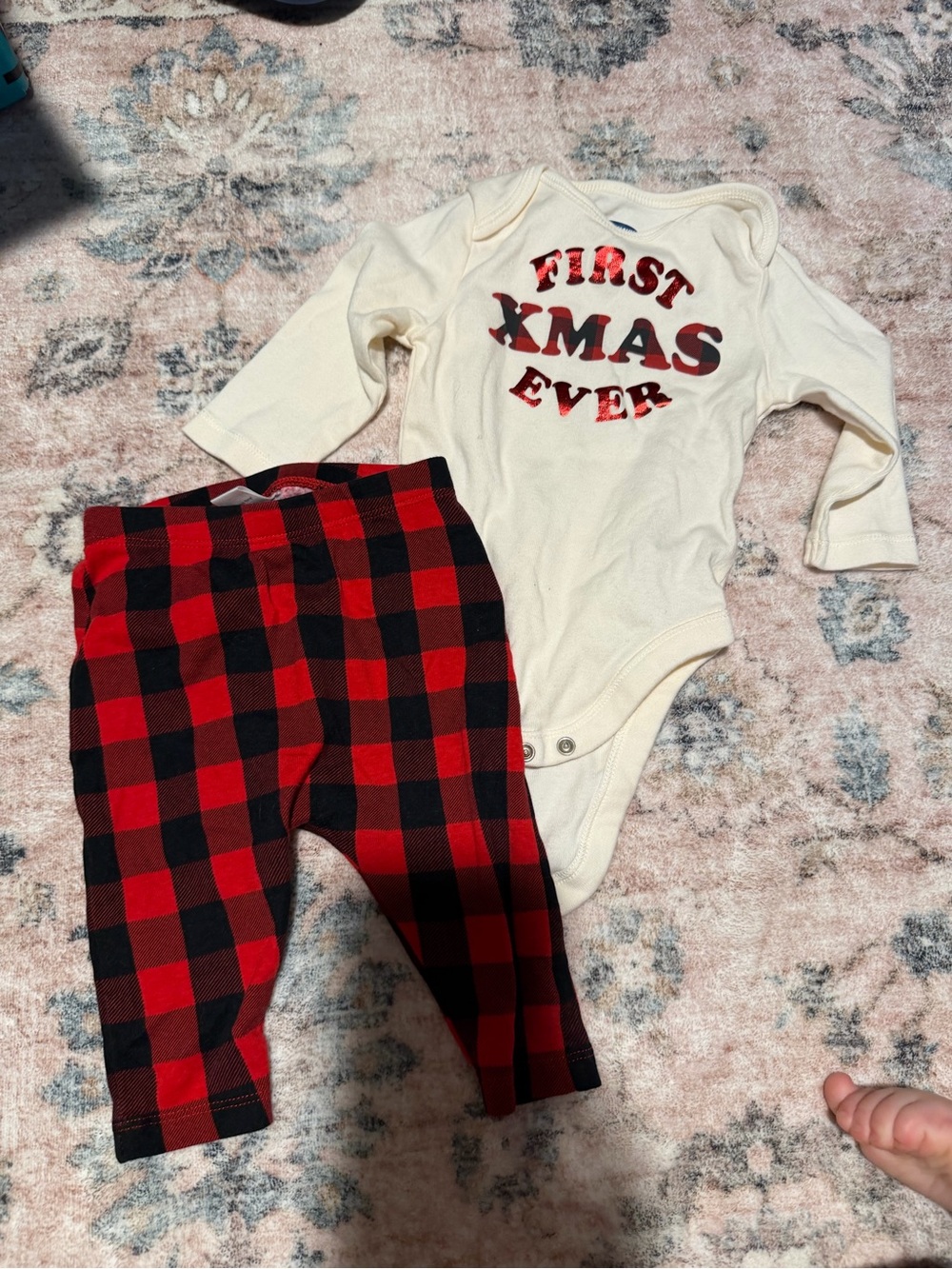 Old Navy Cream Baby Bodysuit with Red Holiday Print